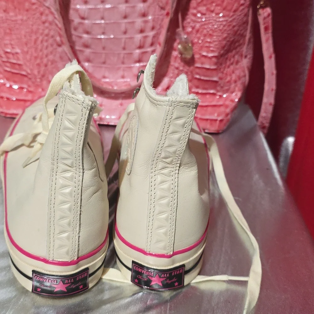 Converse Beige High-Top Sneakers with Pink Accent - Picture 3 of 13